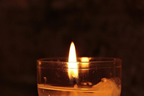 tea light, light, worships-2692556.jpg